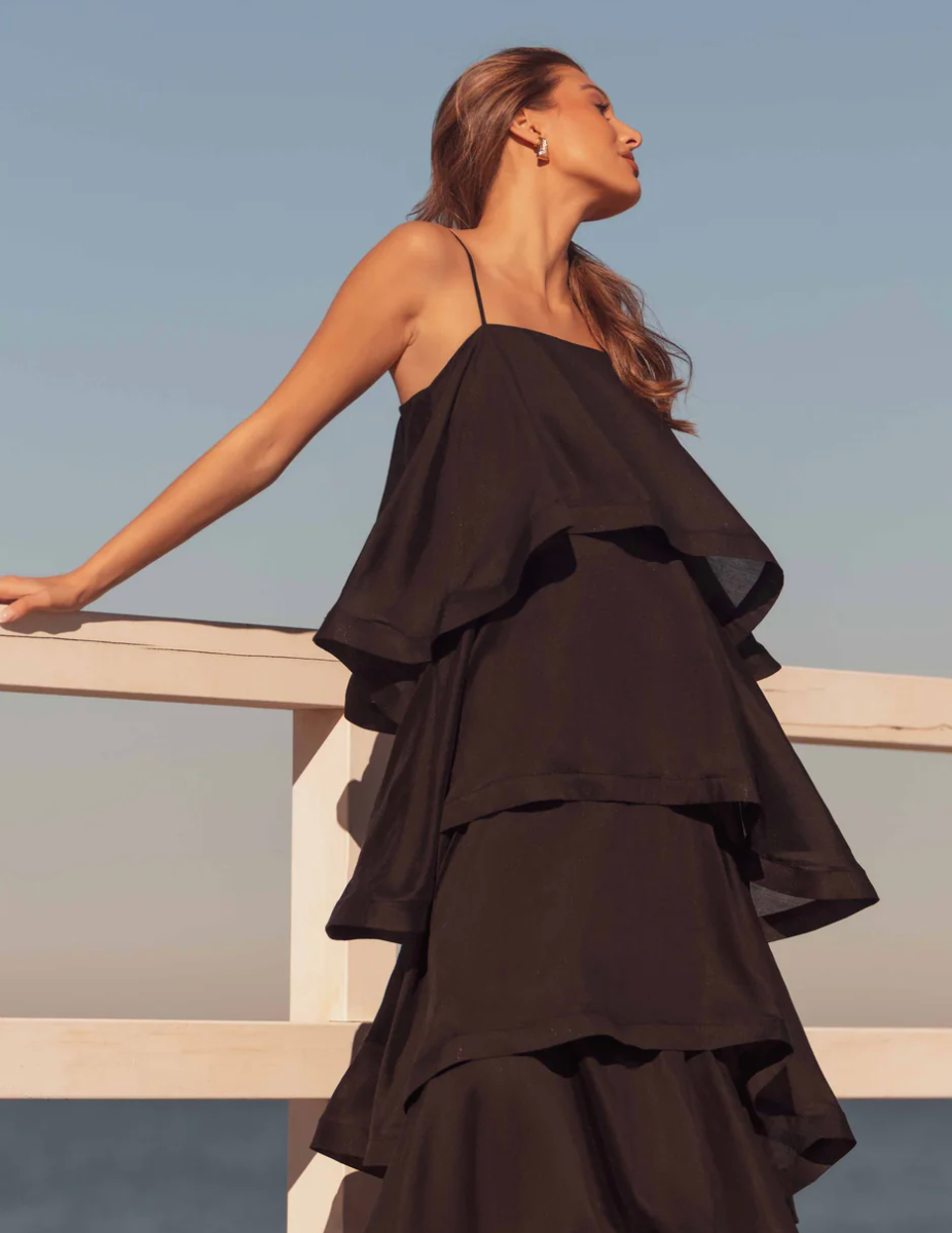 Elliatt tilly 5 tiered maxi black