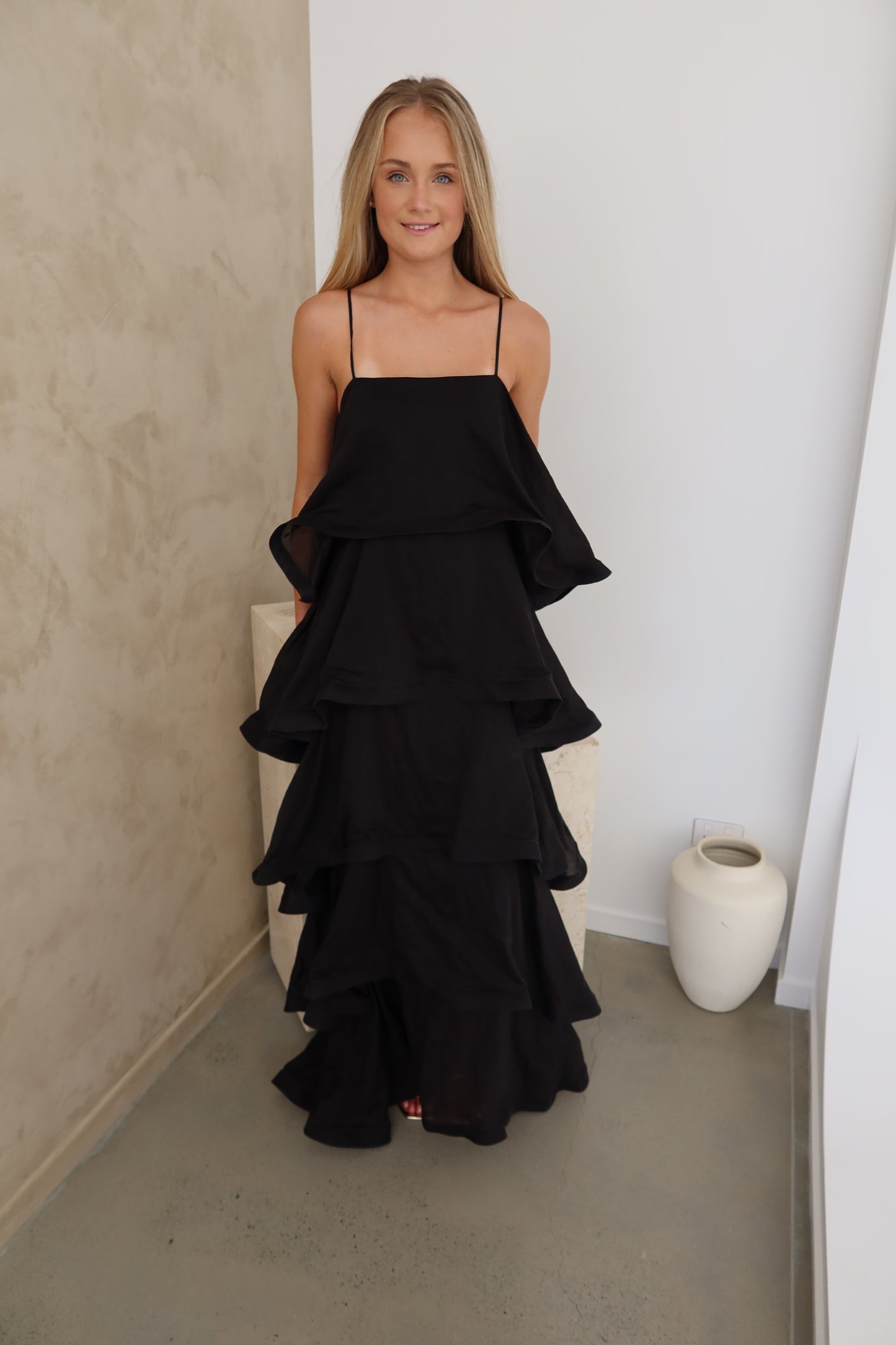 Elliatt tilly 5 tiered maxi black