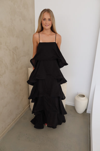 Elliatt tilly 5 tiered maxi black