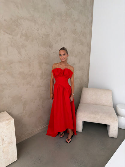 Elliatt Laurel Sleeveless Maxi Dress In Red