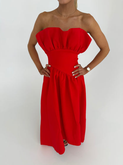 Elliatt Laurel Sleeveless Maxi Dress In Red