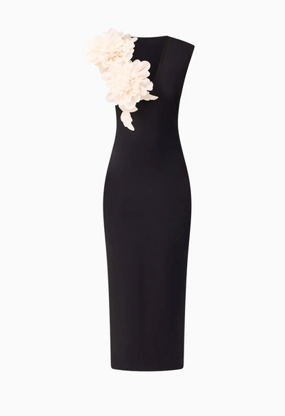 Elliatt Zahara V-Neck Gown in Black